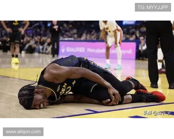 巴特勒右膝伤疑似前交叉韧带伤